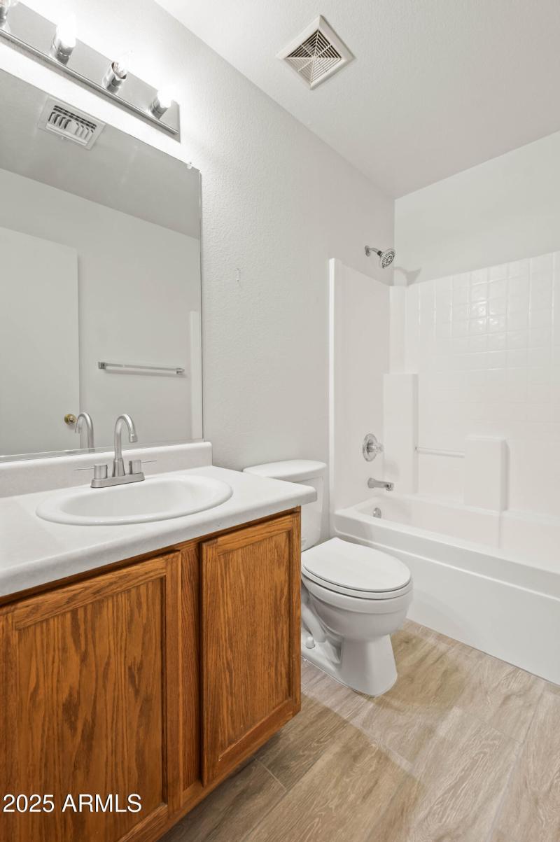 5020 S 25th Ave Phoenix AZ 85041-16