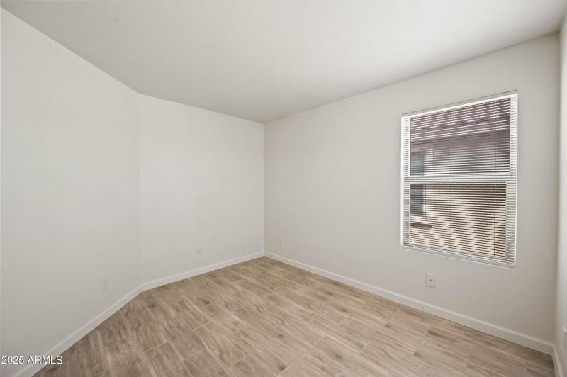 5020 S 25th Ave Phoenix AZ 85041-13