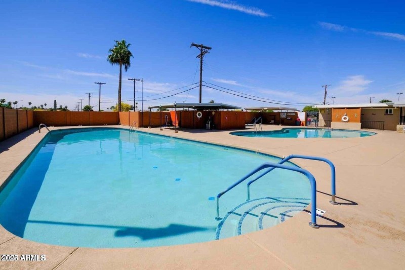 DV pool