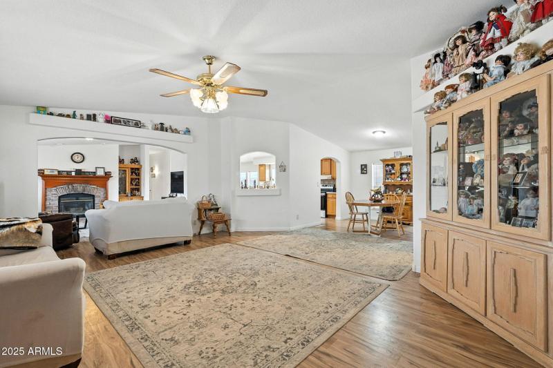 12-web-or-mls-Horseshoe -12