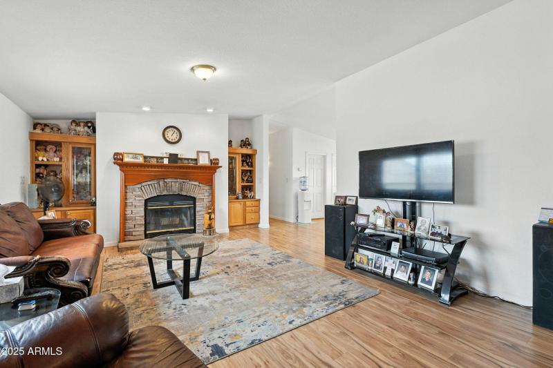 16-web-or-mls-Horseshoe -16