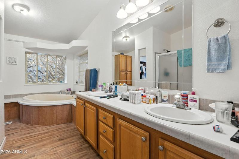 37-web-or-mls-Horseshoe -37