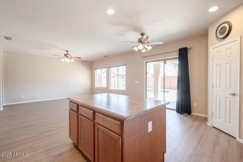 20250729_26197-W-Potter-Dr_05