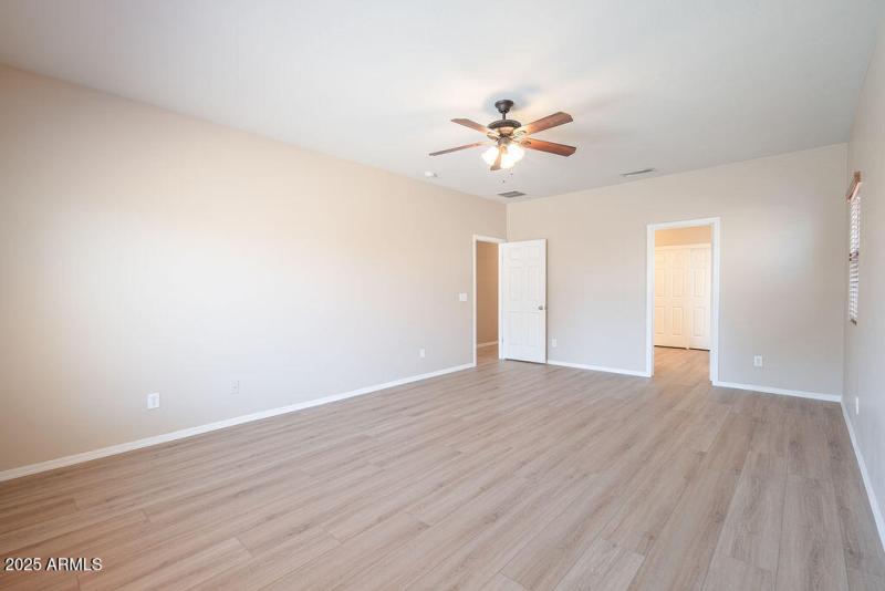 20250729_26197-W-Potter-Dr_06