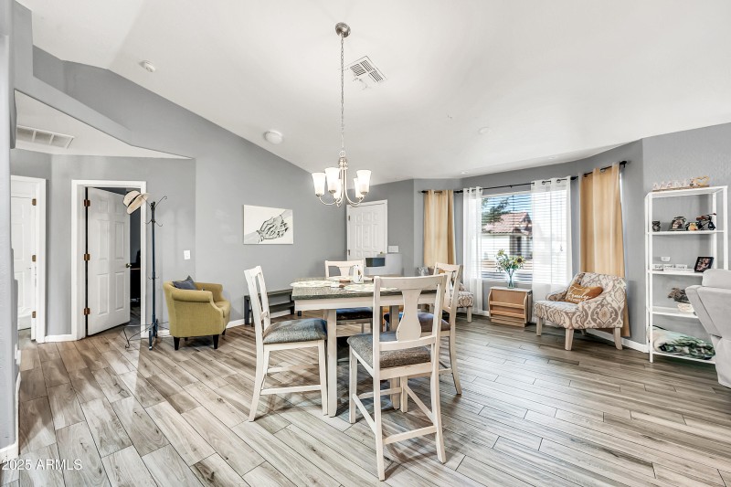 546 W Casa Mirage Ct-13