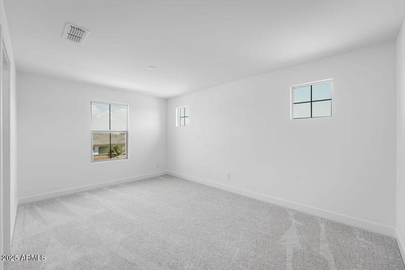 5848 S Hassett - Ready Now