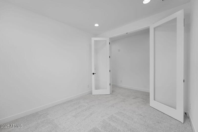 5848 S Hassett - Ready Now