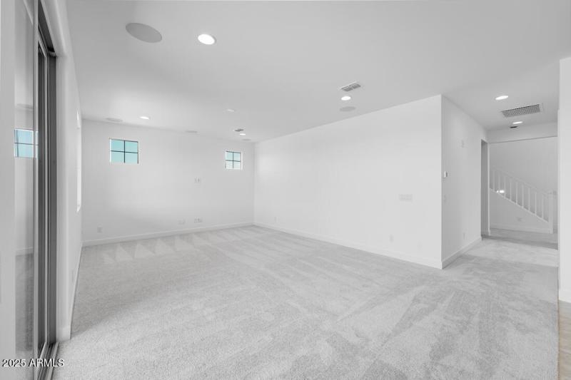 5848 S Hassett - Ready Now