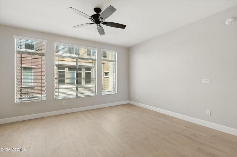 19-web-or-mls-94th-19