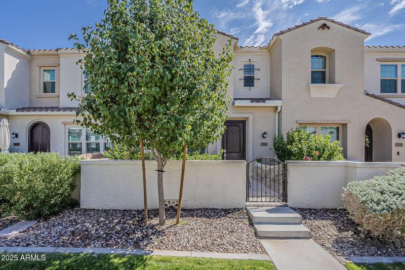 1-web-or-mls-Sabrina Dr-1