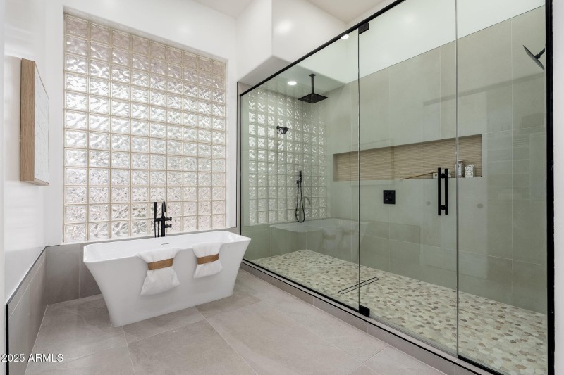 11917 E Mariposa Grande Dr - 37