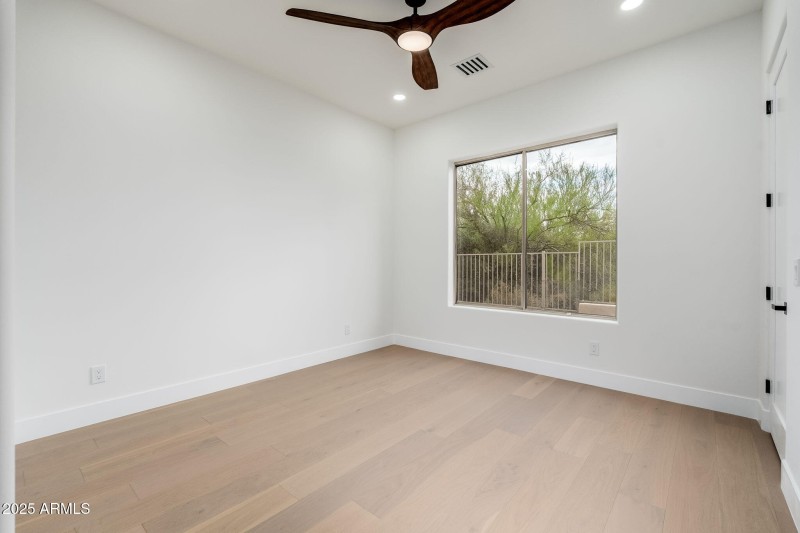 11917 E Mariposa Grande Dr - 40