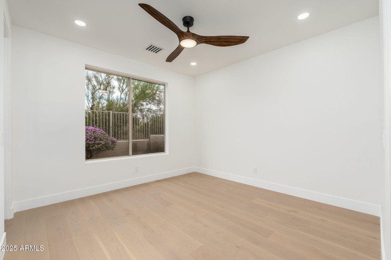 11917 E Mariposa Grande Dr - 43