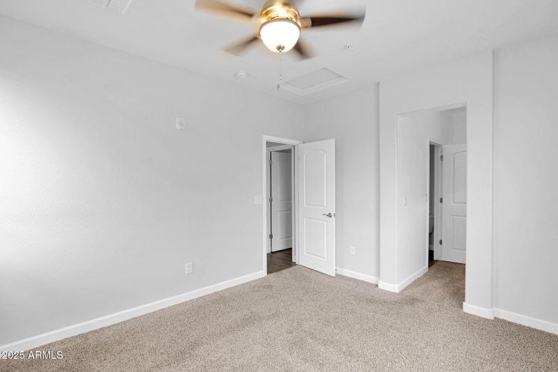 19-web-or-mls-P1281358