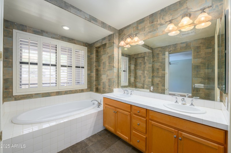 36600 N Cave Creek #4A-18