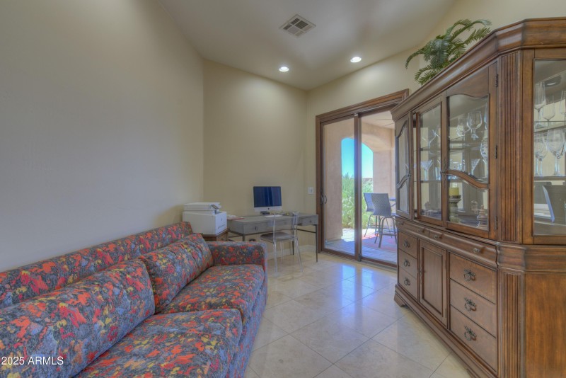 Office w/ Separate Entry