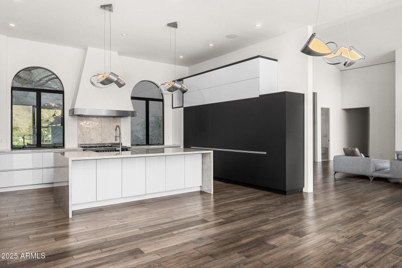 11kitchen and dining