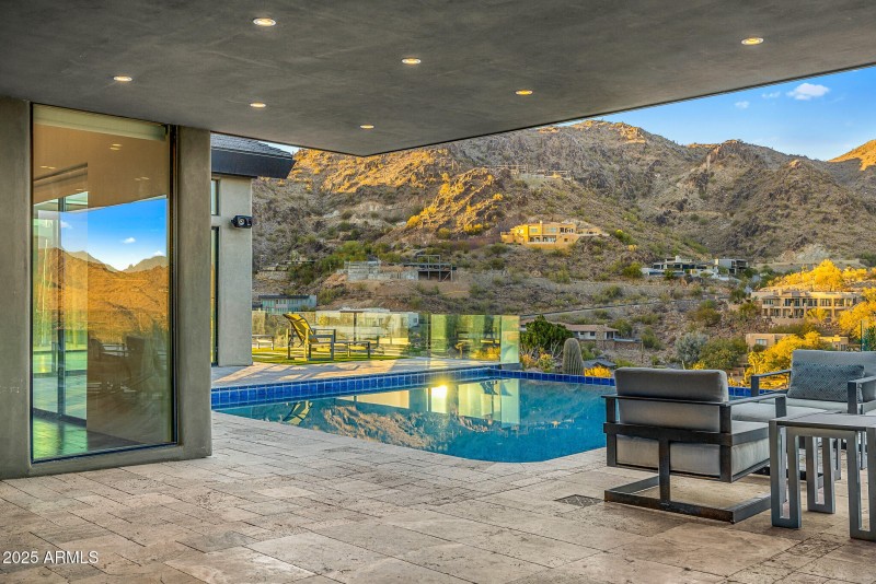 60covered patio with mountain views at s