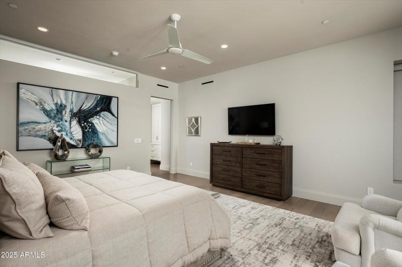 027_Primary Bathroom