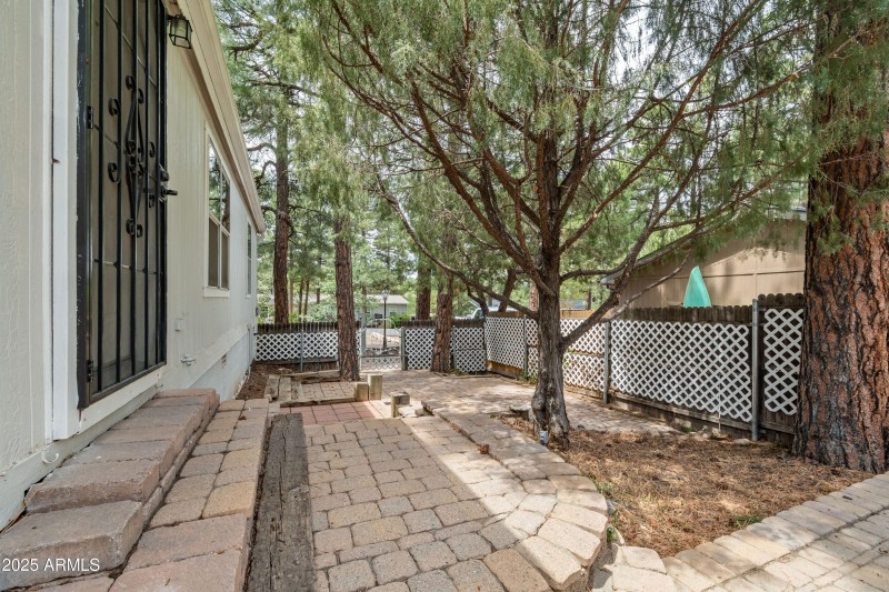 Brian Durbin Photo Front Entrance