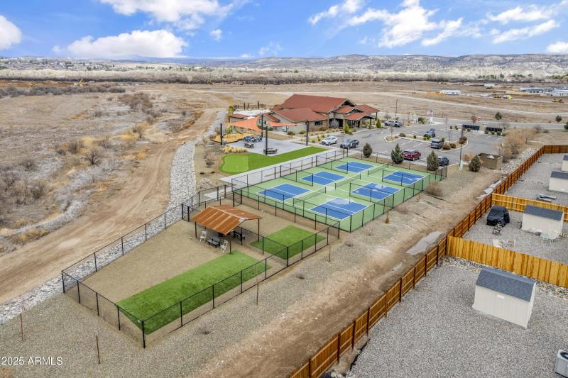 VR Pickle ball courts