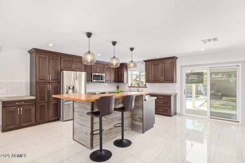 20230907061116991915000000-o