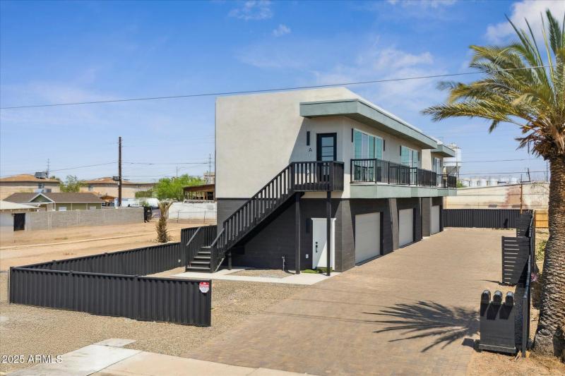 01-001-front-exterior