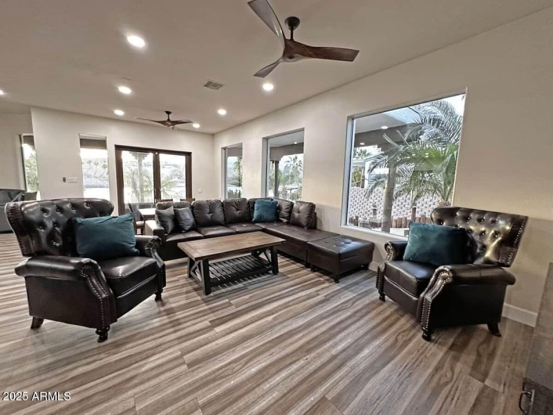 3fb30c1a-27cd-4286-8953-d075edef3696