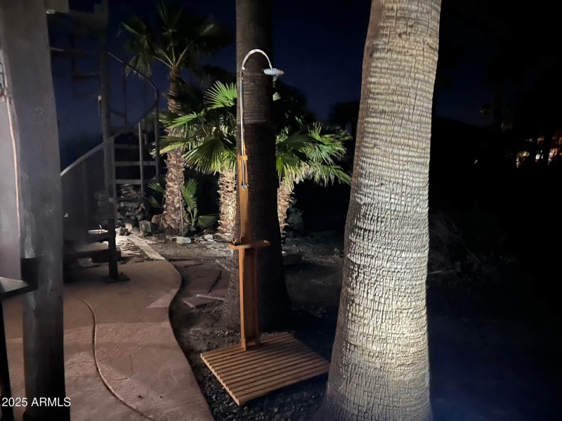 cba15f94-0195-4c7b-90bb-1cde3b11530e