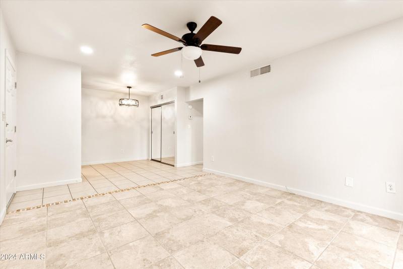 06-5877 Granite Reef Unit 1117-6