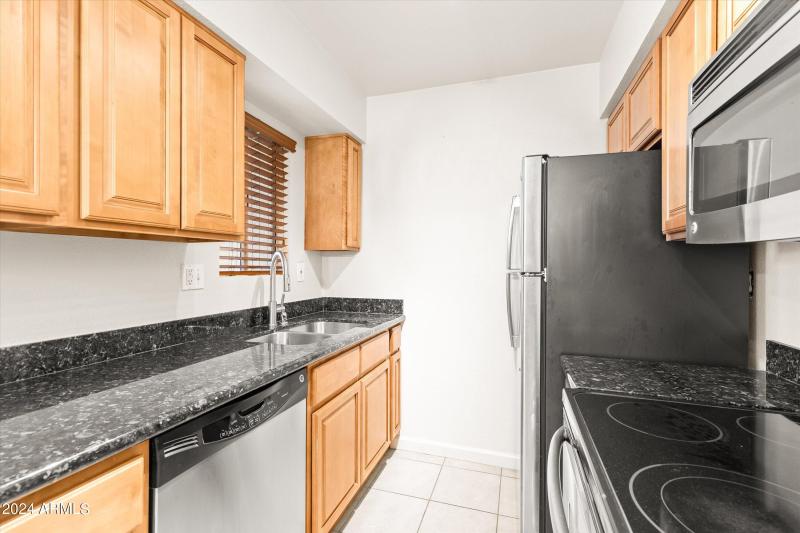 12-5877 Granite Reef Unit 1117-12