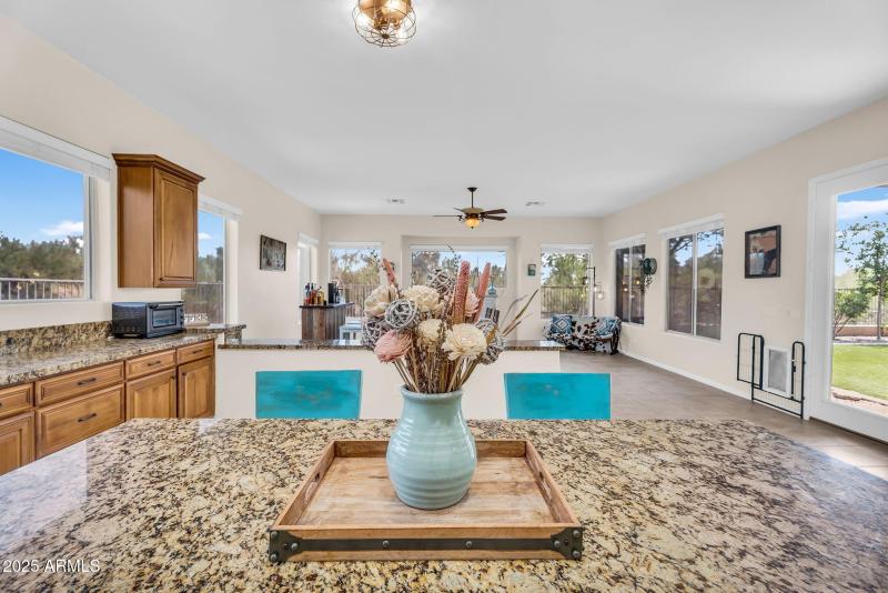 15-web-or-mls-5544 E Dusty Wren Dr 13