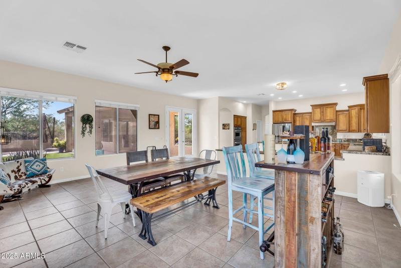 24-web-or-mls-5544 E Dusty Wren Dr 24