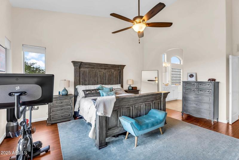 36-web-or-mls-5544 E Dusty Wren Dr 34