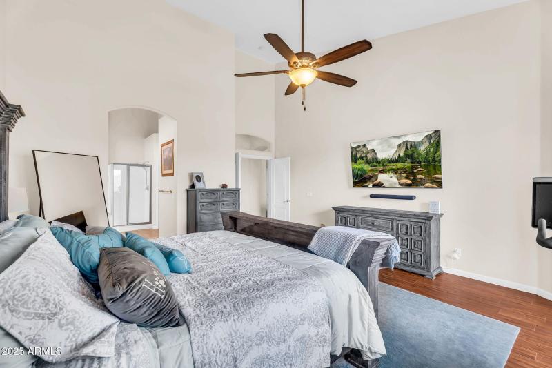 37-web-or-mls-5544 E Dusty Wren Dr 35