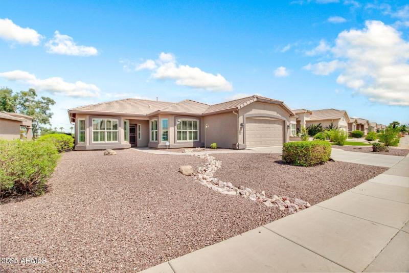 Welcome to 3730 E Colonial Dr-3