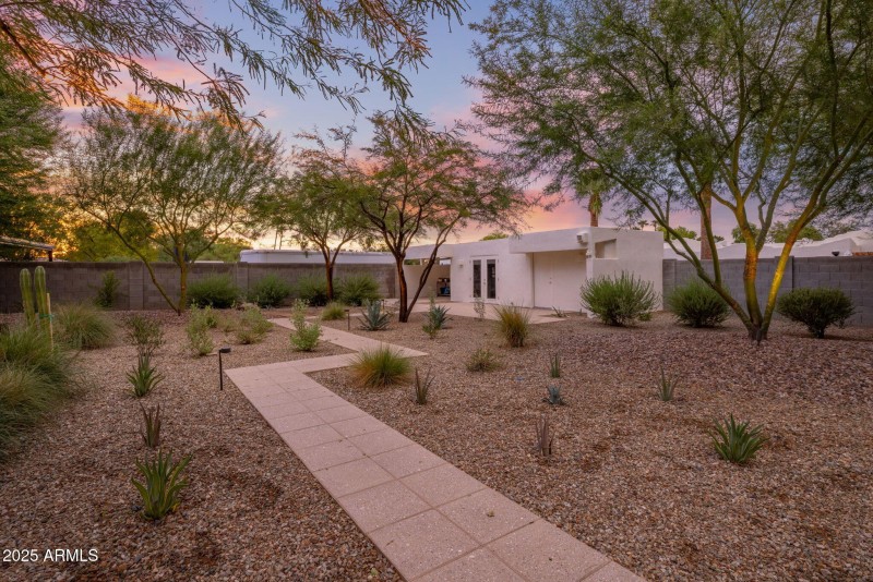 16-web-or-mls-IMG_8073 - Copy - Copy - C