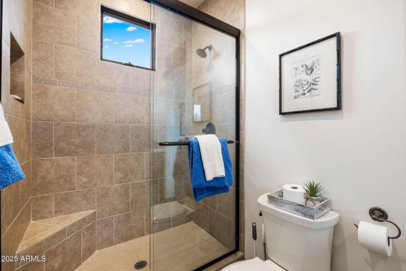 26-Jack and Jill Bath (1)