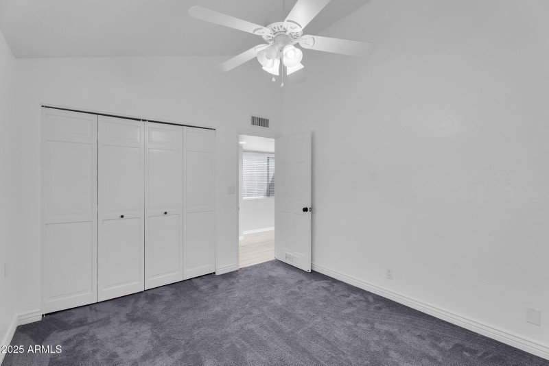 31-web-or-mls-Forest Ave-32