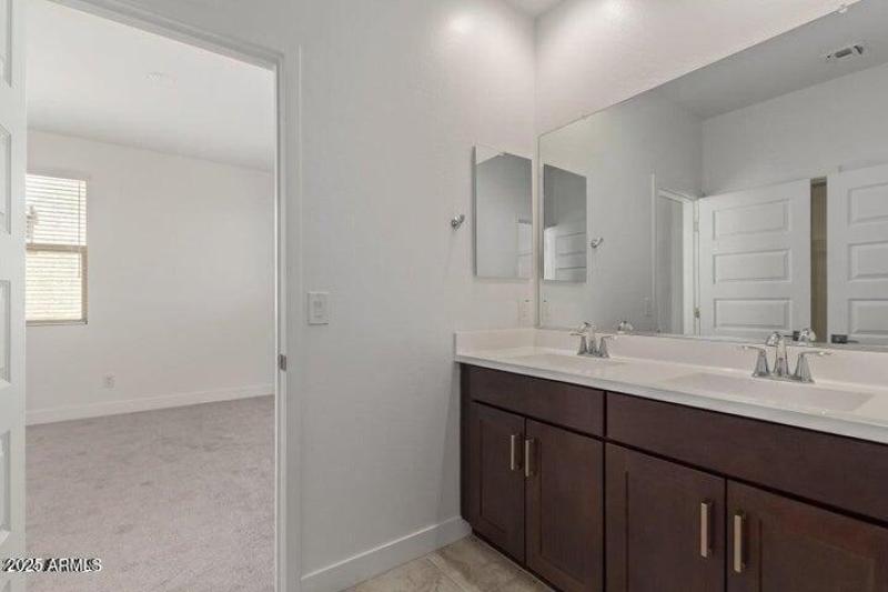 20241014195404448135000000-o