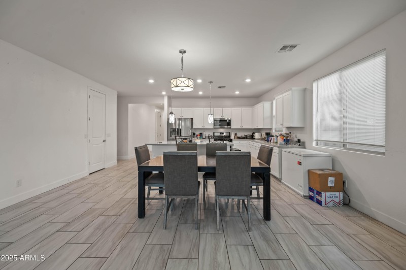 11670 W Parkway Ln Avondale AZ 85323-31