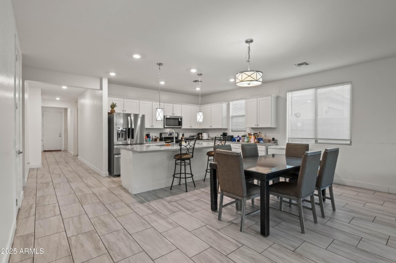 11670 W Parkway Ln Avondale AZ 85323-32