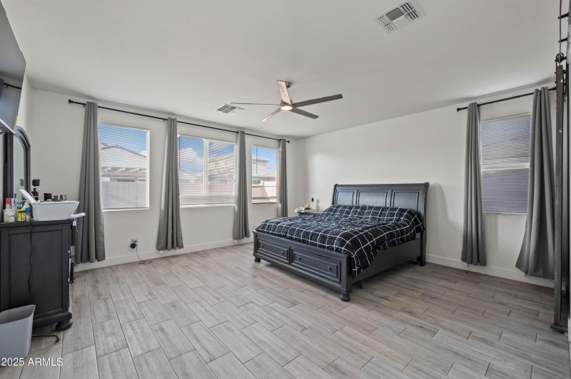 11670 W Parkway Ln Avondale AZ 85323-19