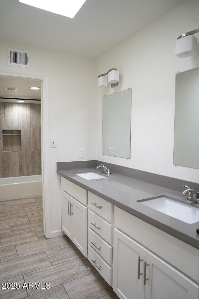 10th st master bath vanity