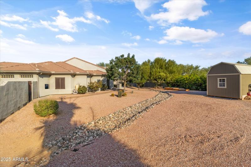 So Much Space on This 1 Acre Lot!