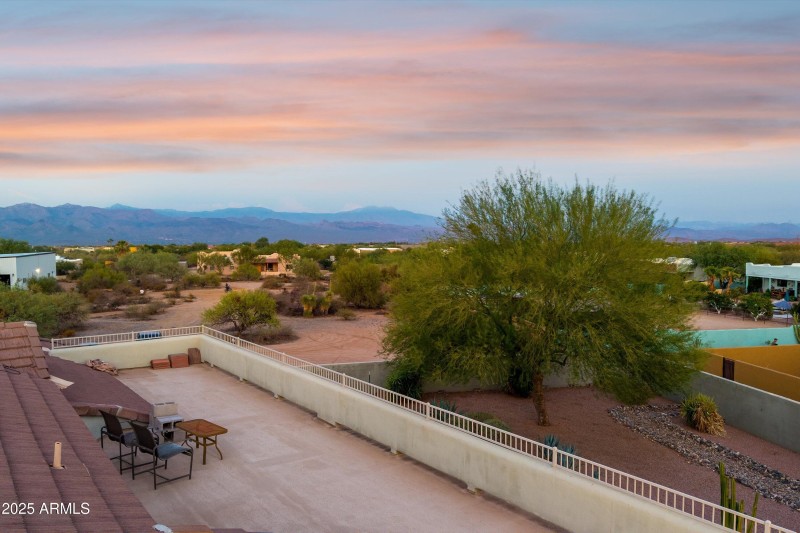 Enjoy Sunsets From Rooftop Deck!