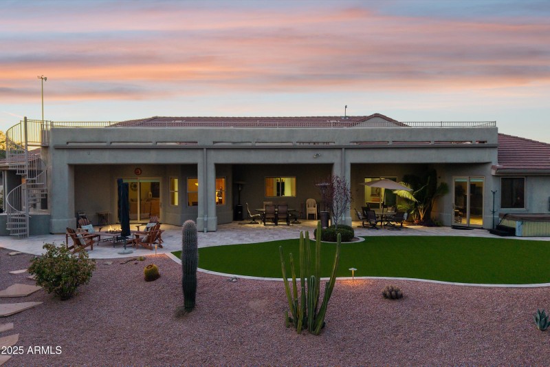 Enormous Covered Patio!