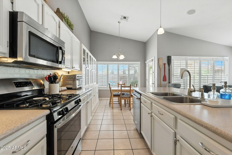 18-web-or-mls-Scott-18