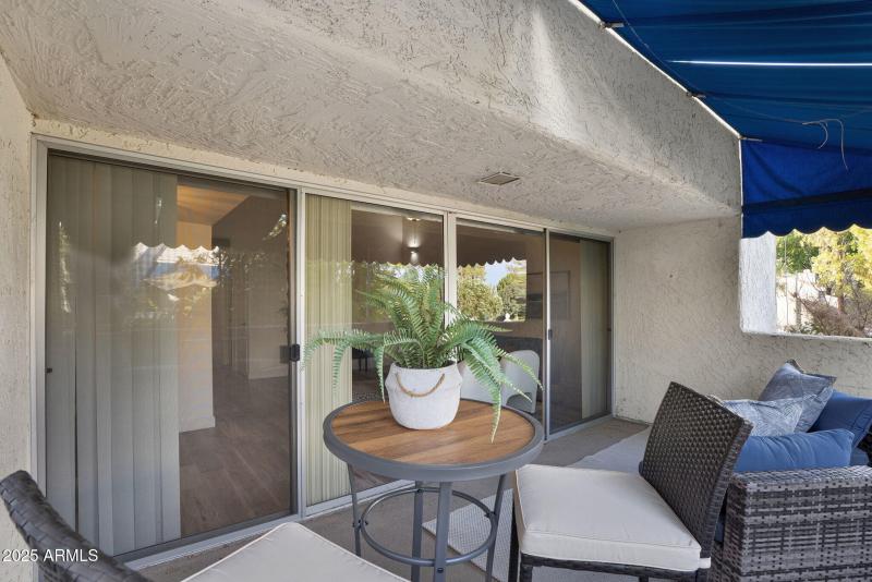 028_29-web-or-mls-31_138