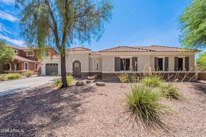 2-web-or-mls-Creekside-2